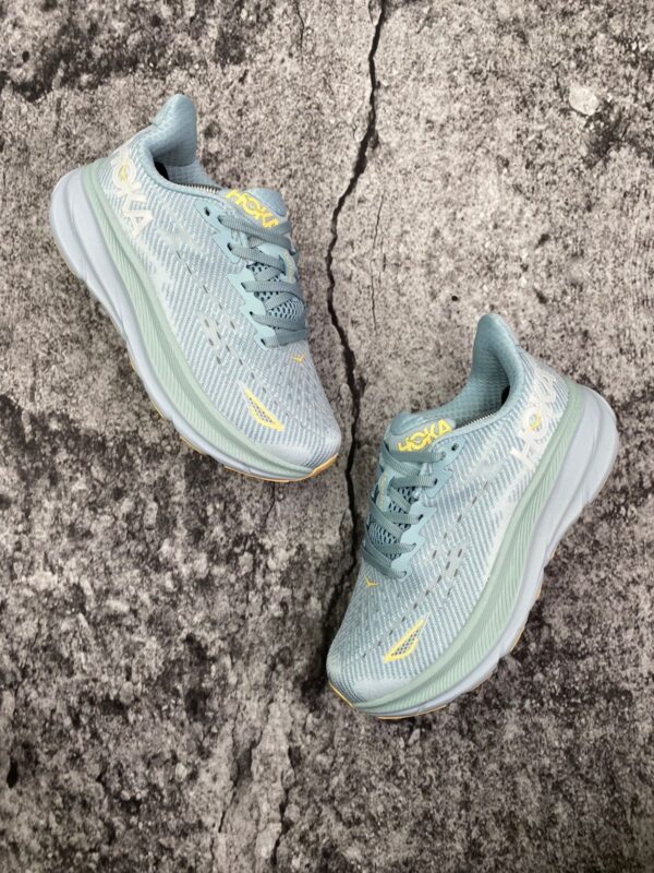 Hoka One Clifton 9 Azul