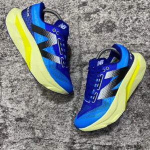 New Balance FuelCell Élite V4 Azul