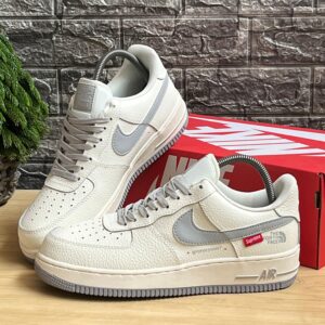 Nike Air Force 1 x The North Face x Supreme