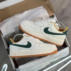 Nike Air Force 1 Beige