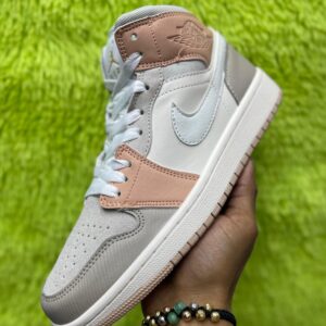 Nike Air Jordan 1 Mid SE Light Orewood Brown